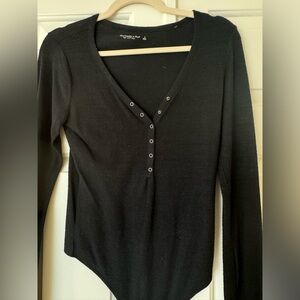 Abercrombie & Fitch Black Long Sleeve V-Neck Top